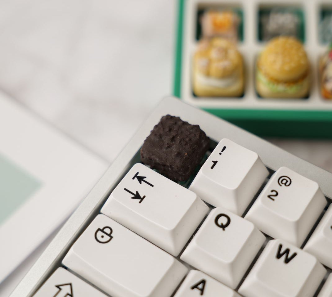 Artisan Keycaps - Handmade Resin Crispy Chocolate Keycap Single for Mechanical Keyboard