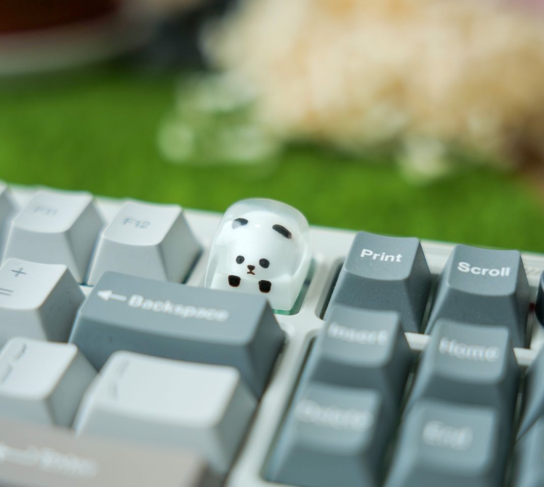 Handmade_White_Resin_Cute_Panda_Keycap-Single-product-details-1